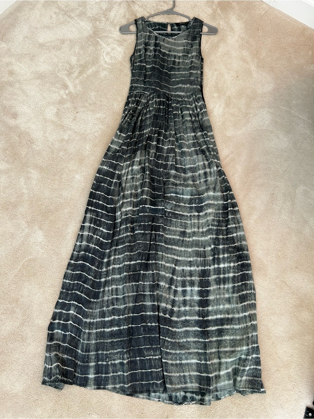 Neuw Gray/Green Tie-Dye Sleeveless Maxi Dress